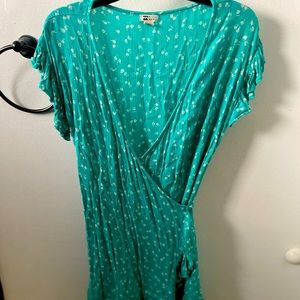 Billabong ruffle wrap dress